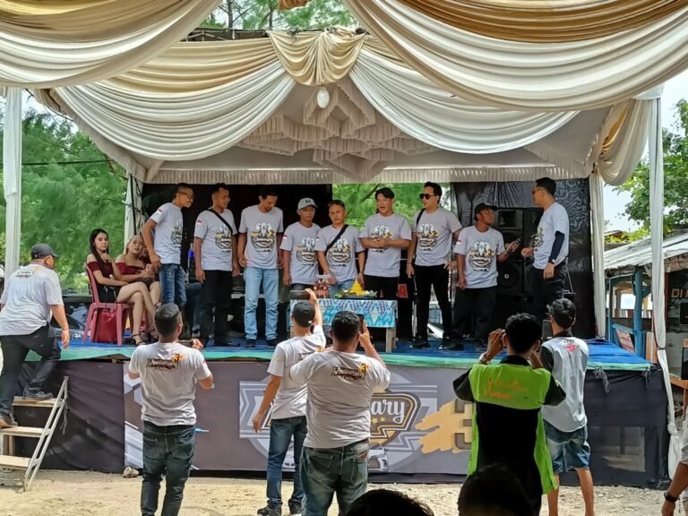 Komunitas Vios Limo Lampung Community (VLLC) Rayakan HUT ke-3 di Pantai Selaki