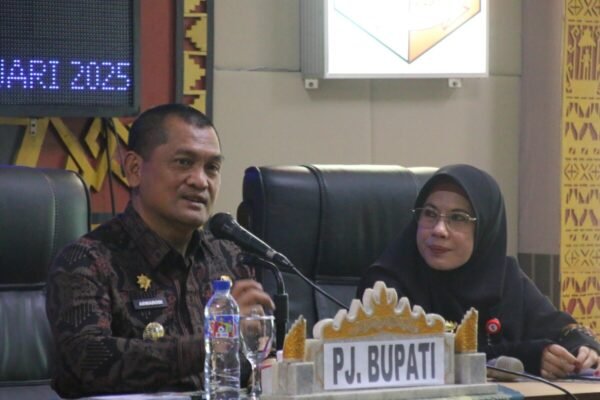 Pj. Bupati Lampung Utara Pimpin Rakor Penyusunan Roadmap Aksi Kolaborasi Penuntasan Sampah