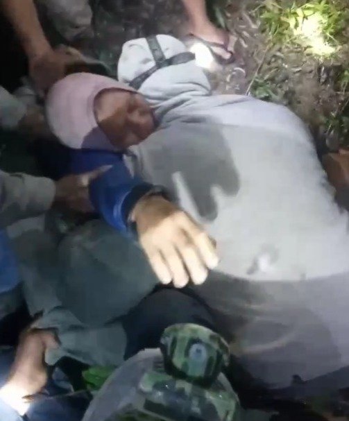 Dilaporkan Sempat Hilang di Kebun Karet, Akhirnya S Berhasil Ditemukan Polisi dan Warga Kampung Kaliawi Indah