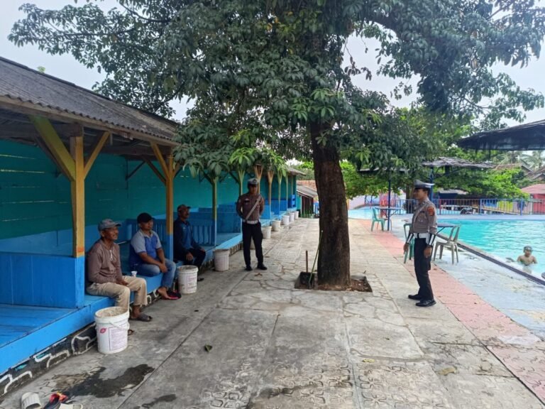 Amankan Libur Lebaran 2025, Satlantas Polres Way Kanan Patroli Objek Wisata di Baradatu