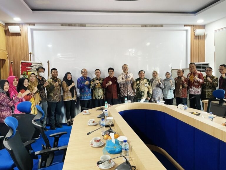 Bupati Lampung Utara Terima Naskah Hasil Pemeriksaan (NHP) BPK RI atas LKPD Tahun Anggaran 2024