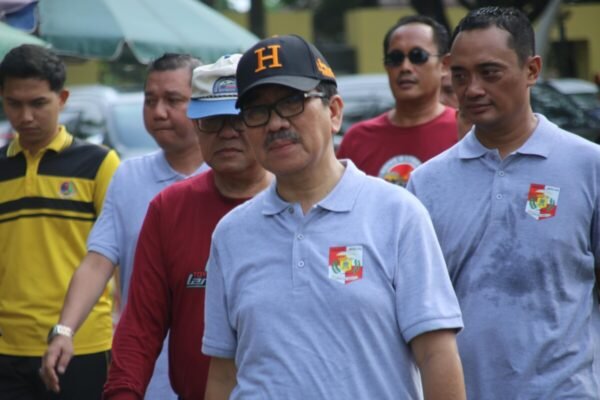 Semarak Senam Bersama, Penanaman Pohon, dan Kejutan Ultah Kapolres: Sinergi dan Kepedulian Forkopimda Lampung Utara