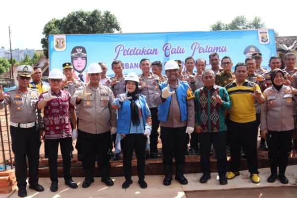 Wali Kota Eva Dwiana menegaskan bahwa Pemerintah Kota akan terus mendukung semua instansi yang bersinergi untuk kemajuan dan kenyamanan warga.