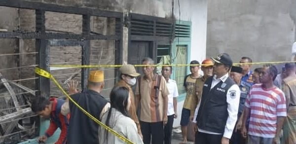 Bupati OKU Selatan Kunjungi Korban Kebakaran di Kelurahan Pasar Muaradua.