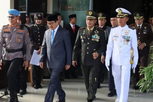 Bupati dan Wakil Bupati Hadiri Upacara Peringatan Hari Bhayangkara ke-79