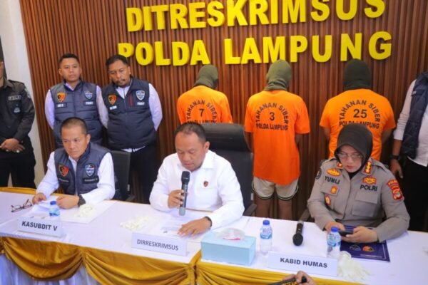 Polda Lampung Bongkar Komunitas Gay di Facebook, 3 Orang Ditangkap
