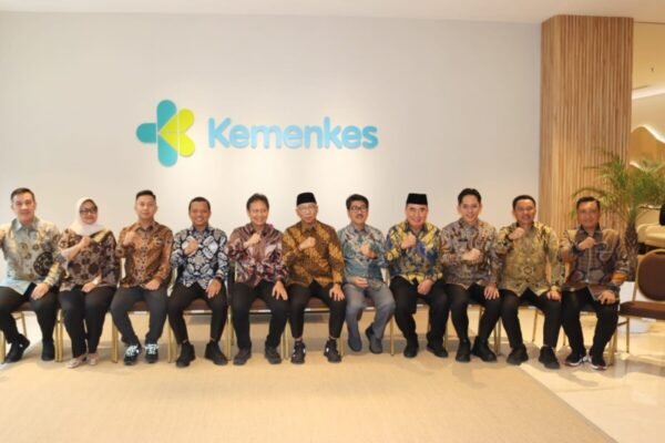 Bupati Hamartoni Hadiri Rapat Kerja Kementerian Kesehatan, Tegaskan Komitmen Dukung Program Prioritas Nasional di Bidang Kesehatan