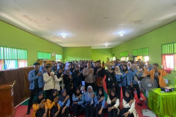 Police Goes To School, Polsek Negeri Besar Edukasi Pelajar Bijak Bermedia Sosial di SMAN 02