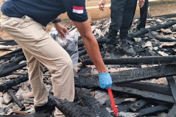 Kebakaran Landa Rumah Warga di Jukuh Kemuning, Polisi Datangi TKP Lokasi Tidak Ada Korban Jiwa