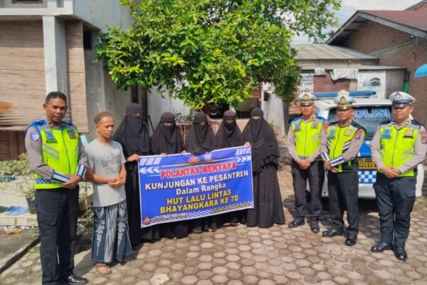 HUT Satlantas Polres Binjai, Rayakan dengan Aksi Sosial di Pondok Pesantren
