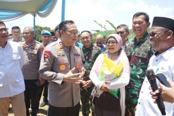 Polda Lampung Kick Off Penyaluran Beras Serentak, Jamin Keterjangkauan Pangan
