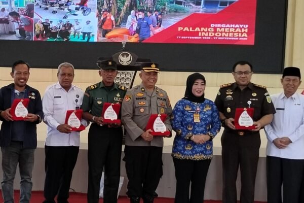 Mirza, Ketua IWO Lampung Utara Terima Penghargaan di HUT ke-80 PMI