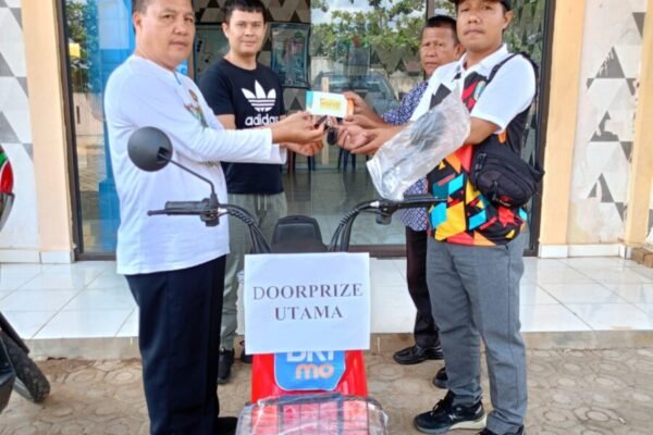 Bayar PBB Tepat Waktu, Kampung Mulya Sari Dan Karya Agung Dapat Doorprize Utama