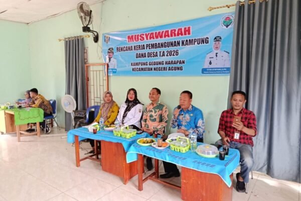 Camat Negeri Agung Hadiri Musrenbangkamp Gedung Harapan