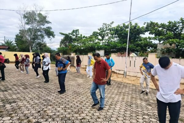 Camat Negeri Agung Gerakan Hidup Sehat Dan Bersih