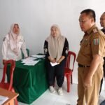 Hepi Haryanto Tinjau Stan Bazar Di SMKN I Negri Agung