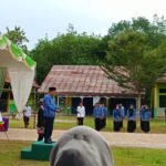 Camat Negeri Agung Pimpin Upacara Sumpah Pemuda Ke-97