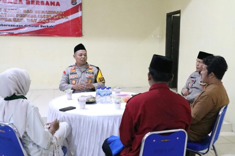 Merajut Kebersamaan  Bulan Berkah Kapolres Way Kanan Bukber bersama OKP dan Mahasiswa