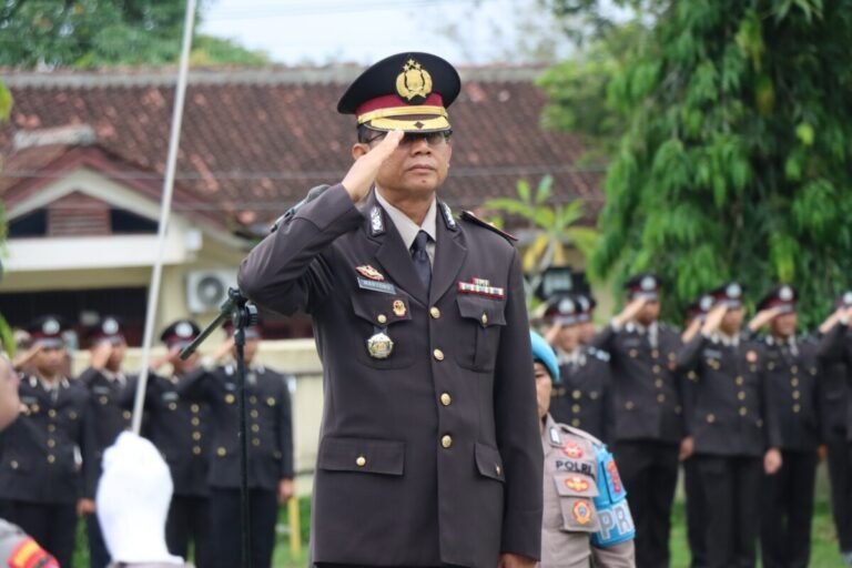 Wakapolres Way Kanan Pimpin Upacara Hari Kebangkitan Nasional Ke-118
